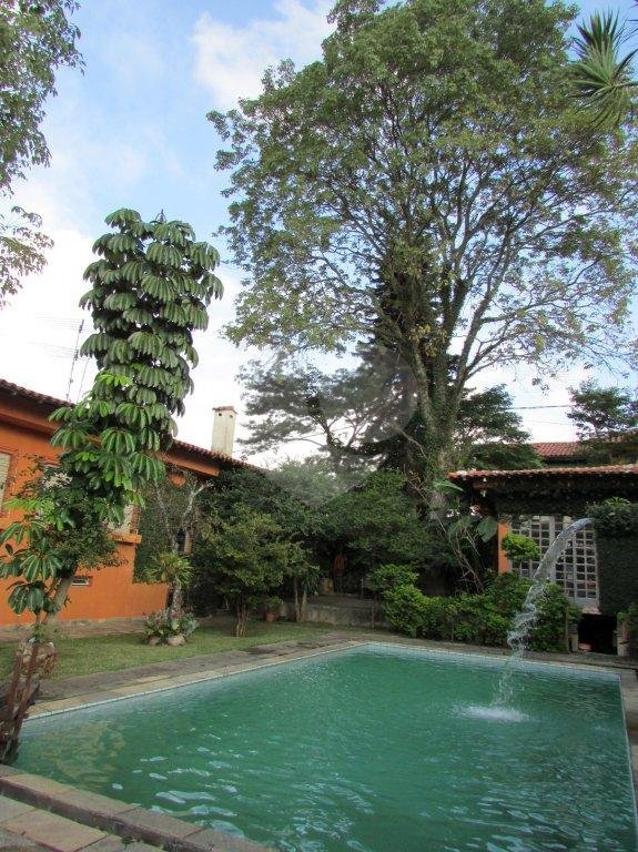 Casa Térrea à venda com 3 quartos, sendo 1 suíte,  no condomínio Travessa Nicolas Jancu,52, São Paulo - SP