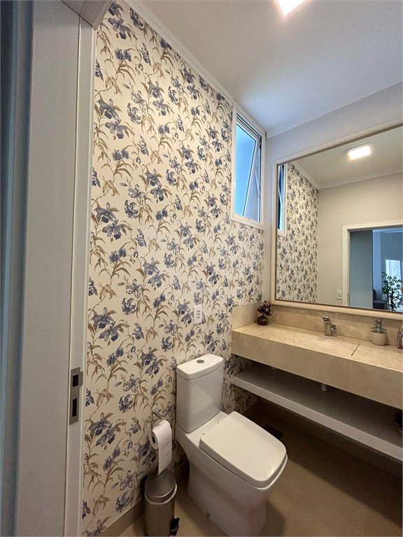 Casa à venda com 3 quartos, sendo 1 suíte, no condomínio Jardim das Acácias, Araraquara - SP