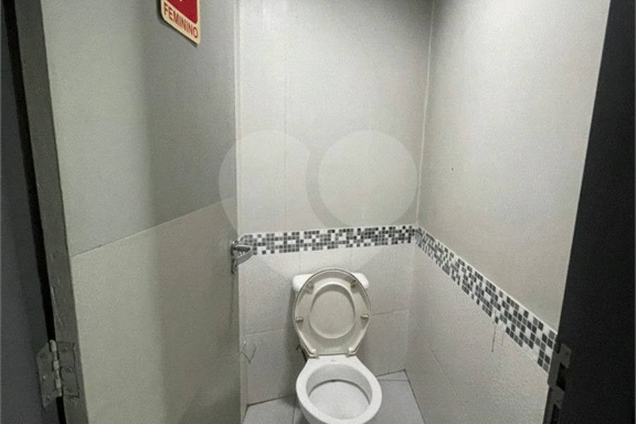 Sobrado à venda ou para alugar com 4 quartos, sendo 1 suíte,  em Tucuruvi, São Paulo, SP