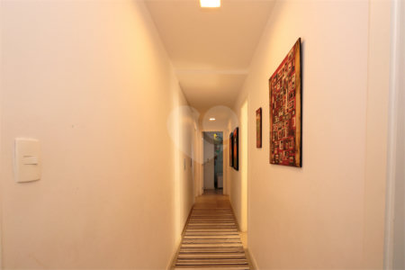 Apartamento à venda com 4 quartos, sendo 1 suíte, em Alto da Boa Vista, São Paulo, SP