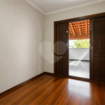 Sobrado à venda com 3 quartos, sendo 1 suíte, em Jardim Utinga, Santo André, SP