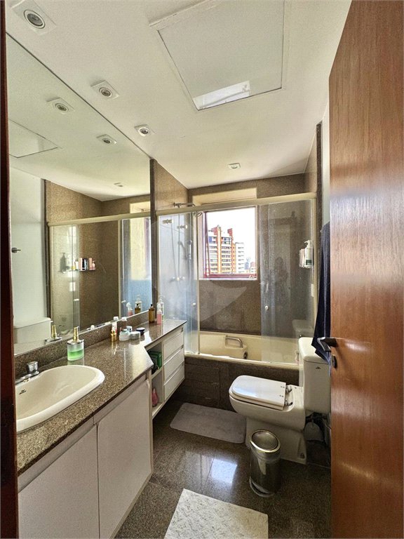 Apartamento à venda com 4 suítes em Vila Suzana, São Paulo, SP