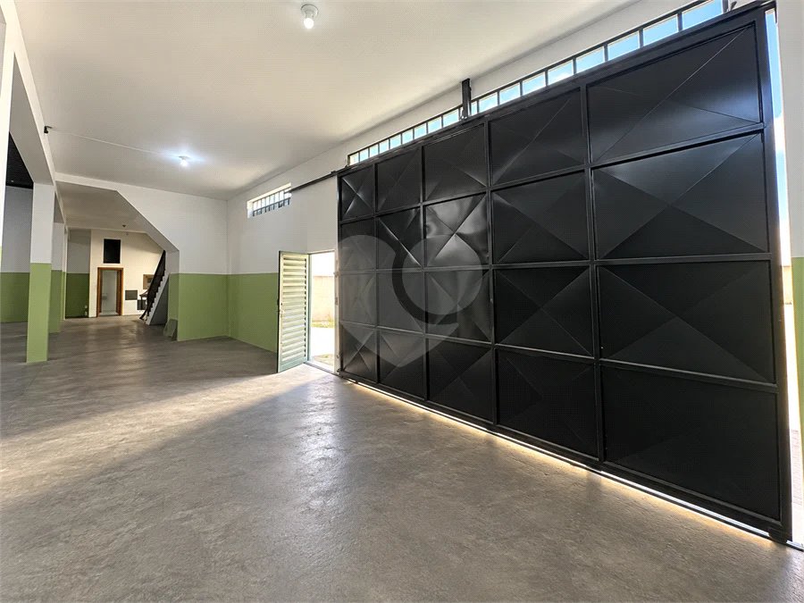 Galpão comercial/industrial com 627 m² no Bairro Planalto, em São Bernardo do Campo, próximo à Via Anchieta, com piso fabril, escritórios e mezanino.