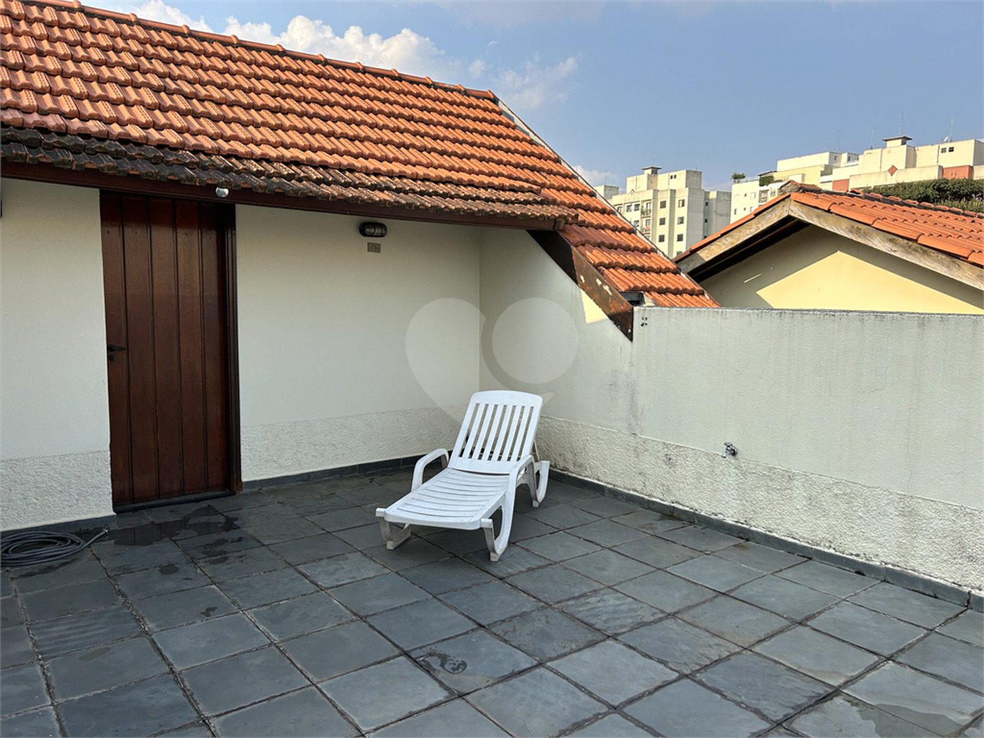 Sobrado à venda com 3 quartos, sendo 1 suíte,  em Jardim das Vertentes, São Paulo, SP