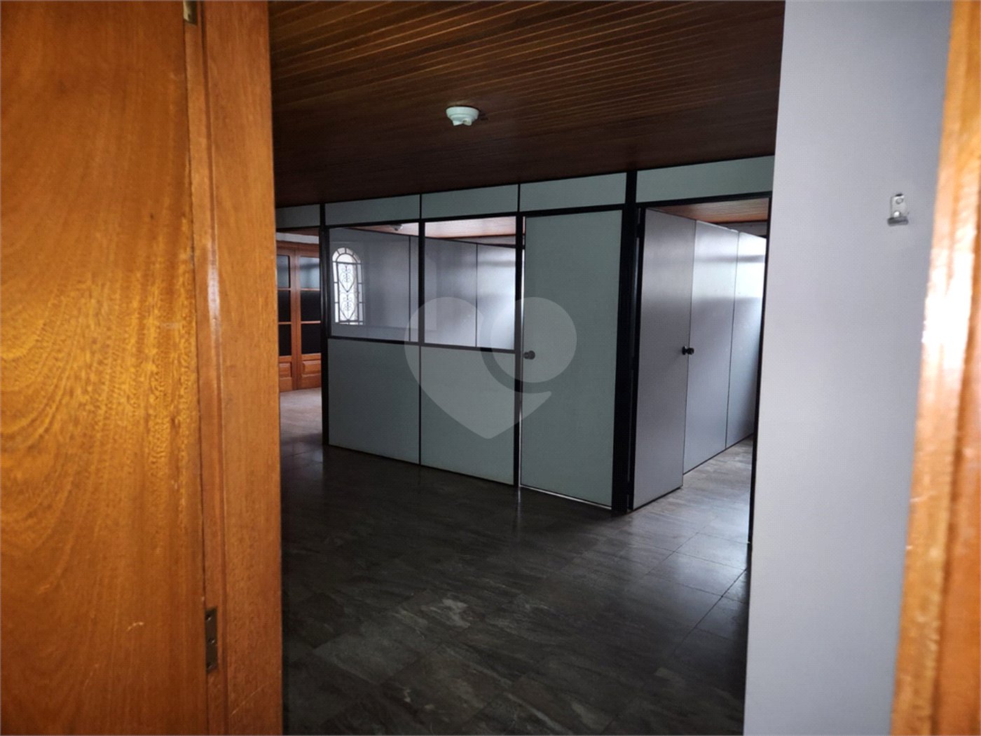 Sobrado à venda ou para alugar com 4 quartos, sendo 2 suítes, no Centro, Araraquara, SP