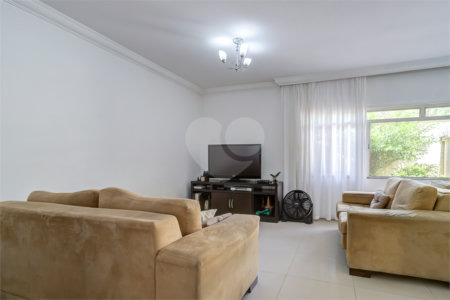 Casa de Vila à venda com 4 suítes em Granja Julieta, São Paulo, SP