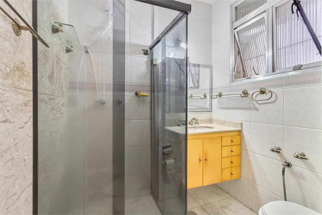 Casa à venda com 3 quartos, sendo 1 suíte, em Brooklin Paulista, São Paulo, SP