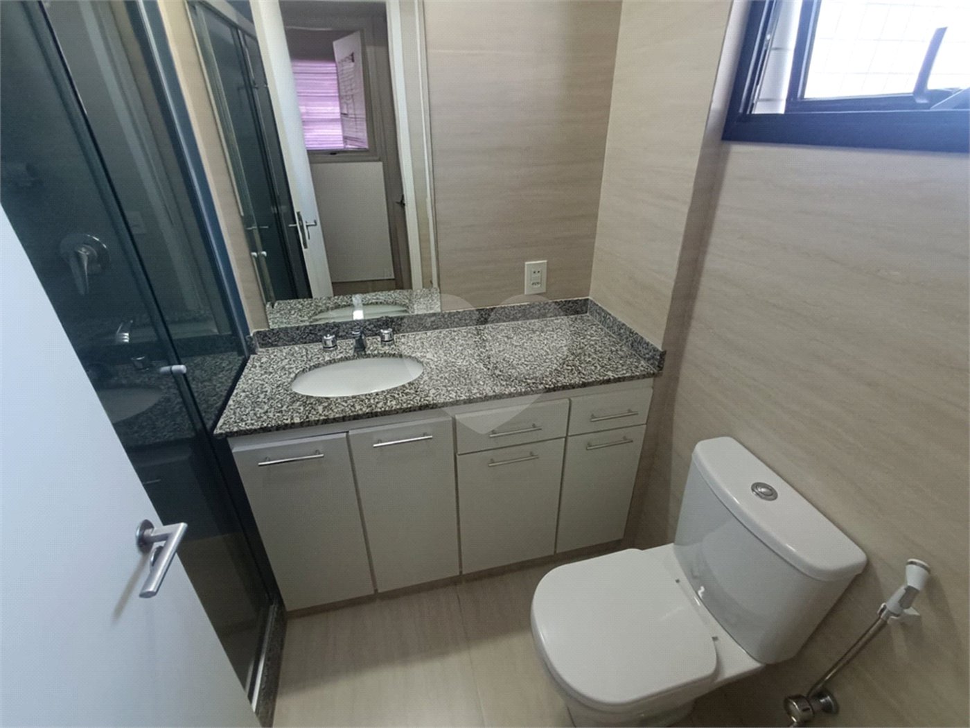 Cobertura à venda com 3 quartos, sendo 1 suíte,  em Tijuca, Rio de Janeiro, RJ