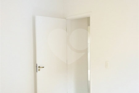 Apartamento à venda com 3 quartos, sendo 1 suíte, em Pinheirinho, Vinhedo, SP