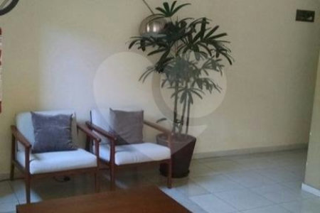 Apartamento à venda com 3 quartos, sendo 1 suíte,  em Jardim Ester Yolanda, São Paulo, SP