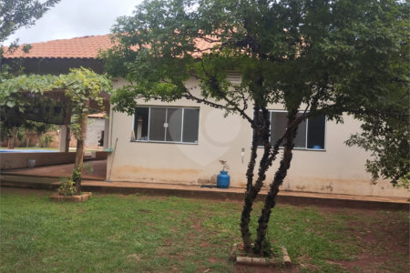 Chácara à venda com 3 quartos, sendo 1 suíte, em Chácara Flora Araraquara, Araraquara, SP
