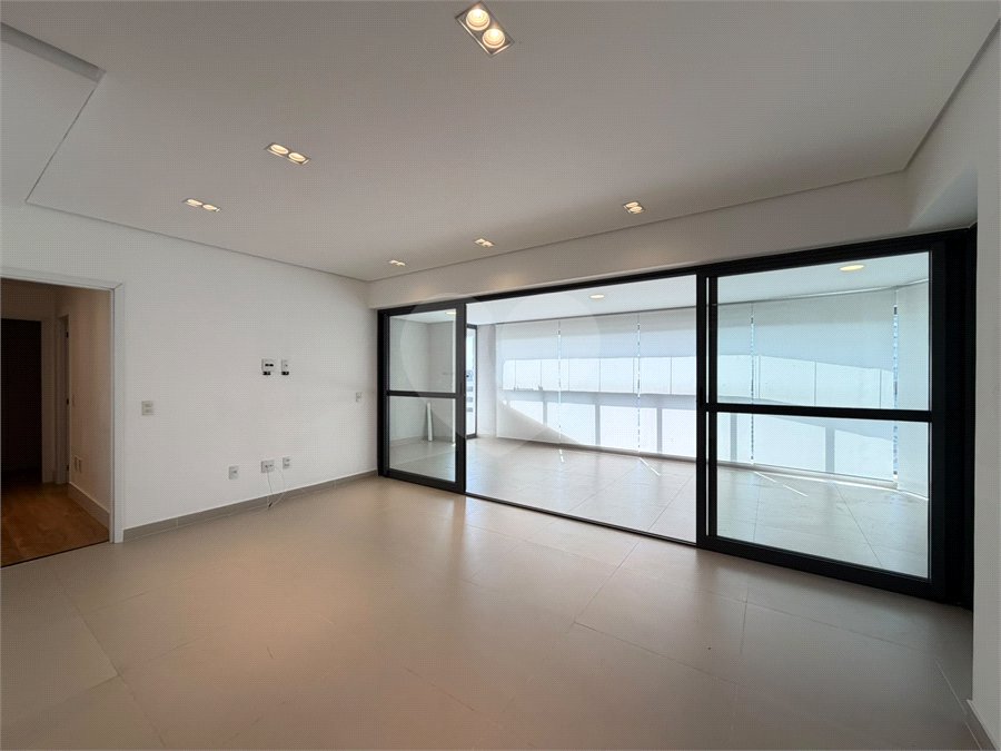 Apartamento à venda com 3 suítes em Chácara Santo Antônio (zona Sul), São Paulo, SP