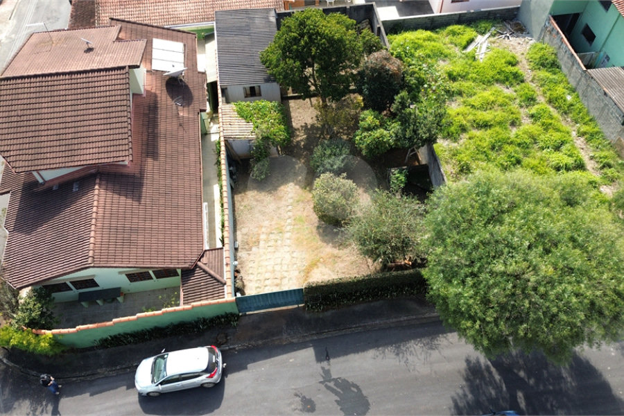 Casa à venda com 3 quartos, sendo 1 suíte, no Centro, Extrema, MG
