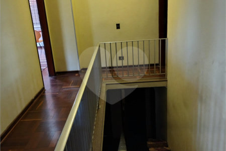 Sobrado à venda com 4 quartos, sendo 2 suítes, em Sumarezinho, São Paulo, SP