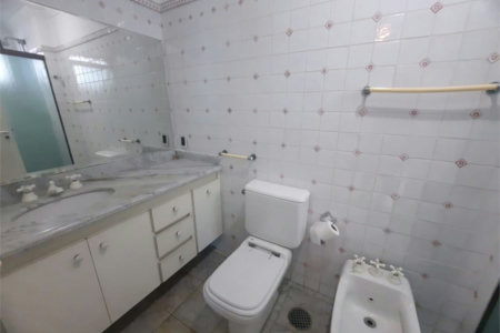 Apartamento Residencial à venda, Pitangueiras, Guarujá - AP0136.