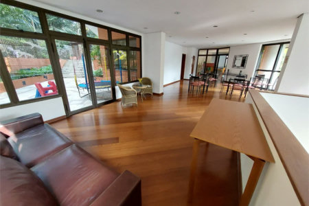 Apartamento à venda com 3 quartos, sendo 1 suíte, em Vila Andrade, São Paulo, SP