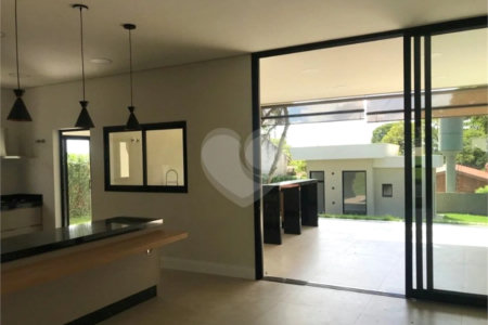 Casa à venda com 4 suítes no condomínio Acmti - Colinas do Mosteiro, Terras de Itaici e Recanto dos Pássaros, Indaiatuba - SP