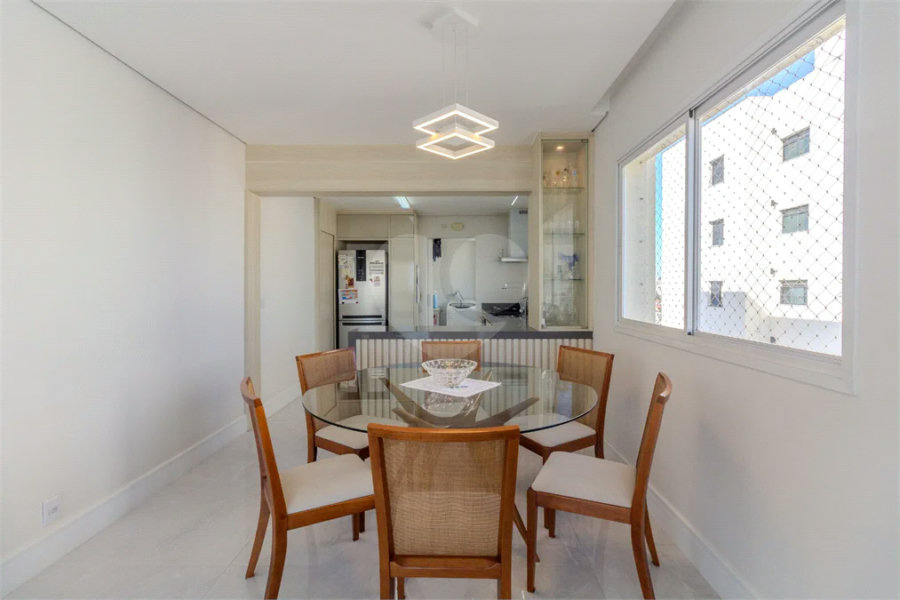 Apartamento à venda com 3 suítes em Vila Romana, São Paulo, SP