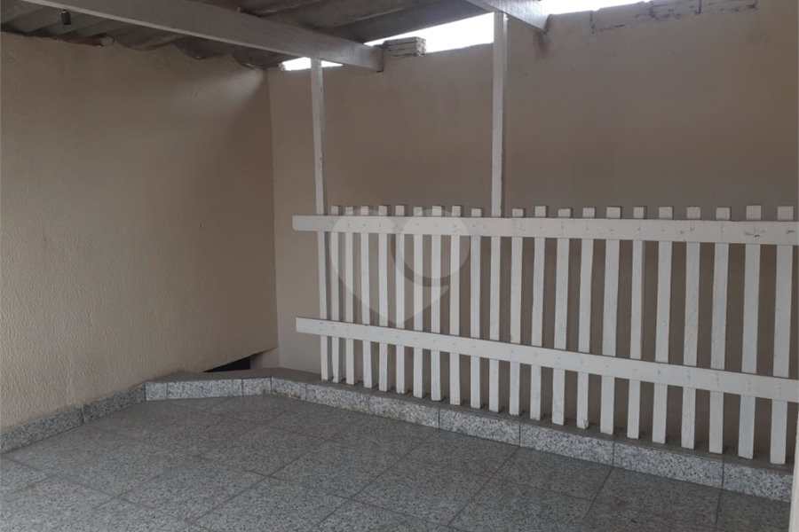 Sobrado à venda com 6 quartos, sendo 1 suíte,  em Jardim Las Vegas, Guarulhos, SP