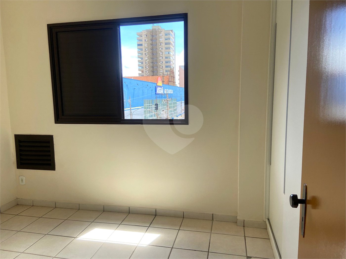 Apartamento à venda com 2 quartos no Centro, Araraquara, SP