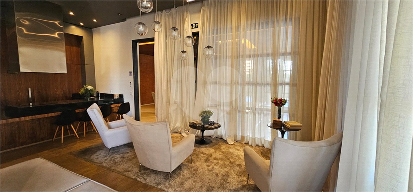 Apartamento à venda com 1 suíte em Vila Nova Conceição, São Paulo, SP