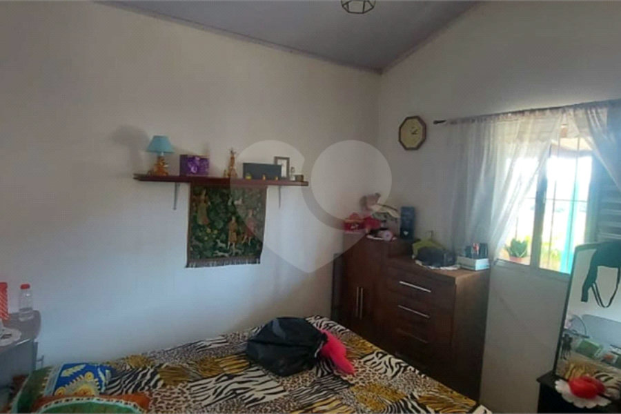 Casa Térrea à venda com 3 quartos em Terra Preta (terra Preta), Mairiporã, SP