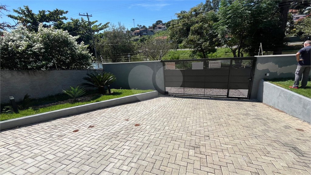 Casa à venda com 4 suítes em Jardim Paulista, Atibaia, SP