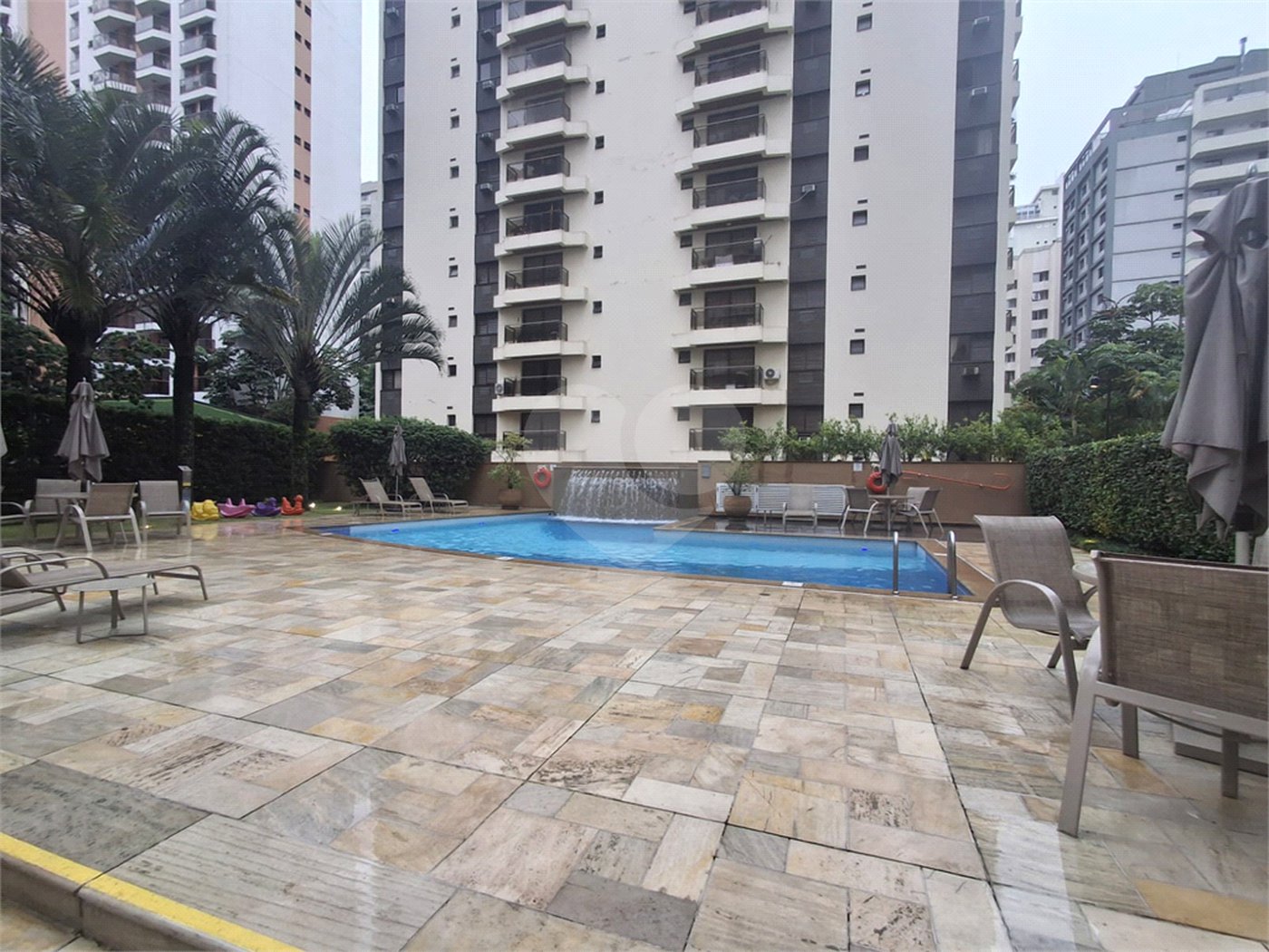 Apartamento à venda ou para alugar com 1 quarto em Cerqueira César, São Paulo, SP