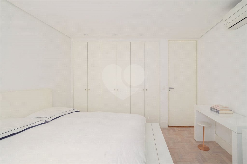 Apartamento para alugar com 3 quartos, sendo 1 suíte, em Pinheiros, São Paulo, SP