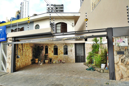 Casa à venda com 3 quartos, sendo 1 suíte, no condomínio Praça Doutor José Augusto César,8, São Paulo - SP