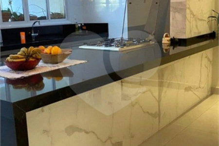Sobrado à venda com 4 quartos, sendo 2 suítes, em Jardim Esplanada II, Indaiatuba, SP