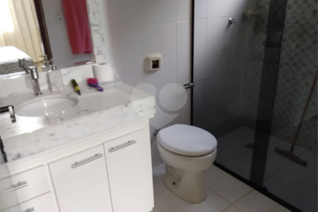 Casa à venda com 3 quartos, sendo 1 suíte,  em Vila Oliveira, Itapetininga, SP