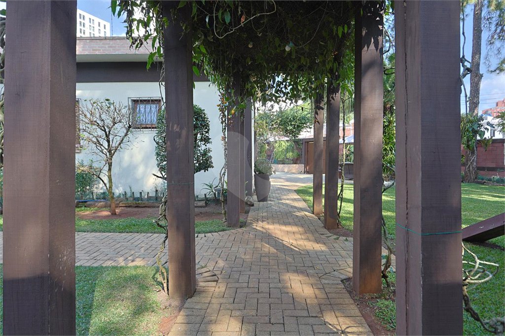 Casa Térrea à venda com 1 quarto em Jardim Marajoara, São Paulo, SP
