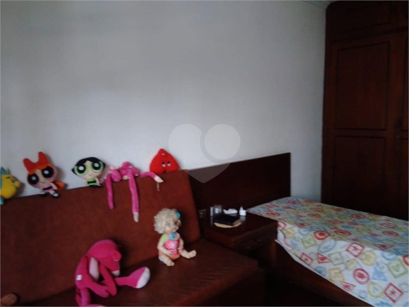 Sobrado à venda com 5 quartos, sendo 2 suítes, em Vila Rosália, Guarulhos, SP