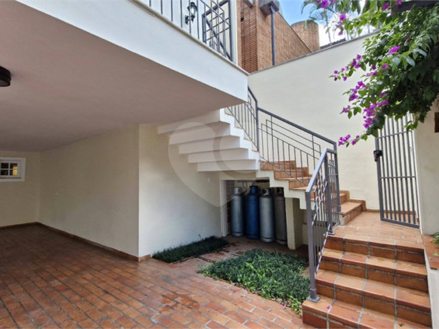 Casa à venda com 4 suítes no condomínio Jardim Vitória Régia, São Paulo - SP
