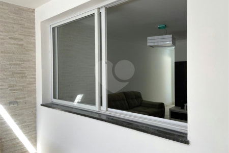 Casa para alugar com 3 quartos, sendo 2 suítes, em Vila Carrão, São Paulo, SP