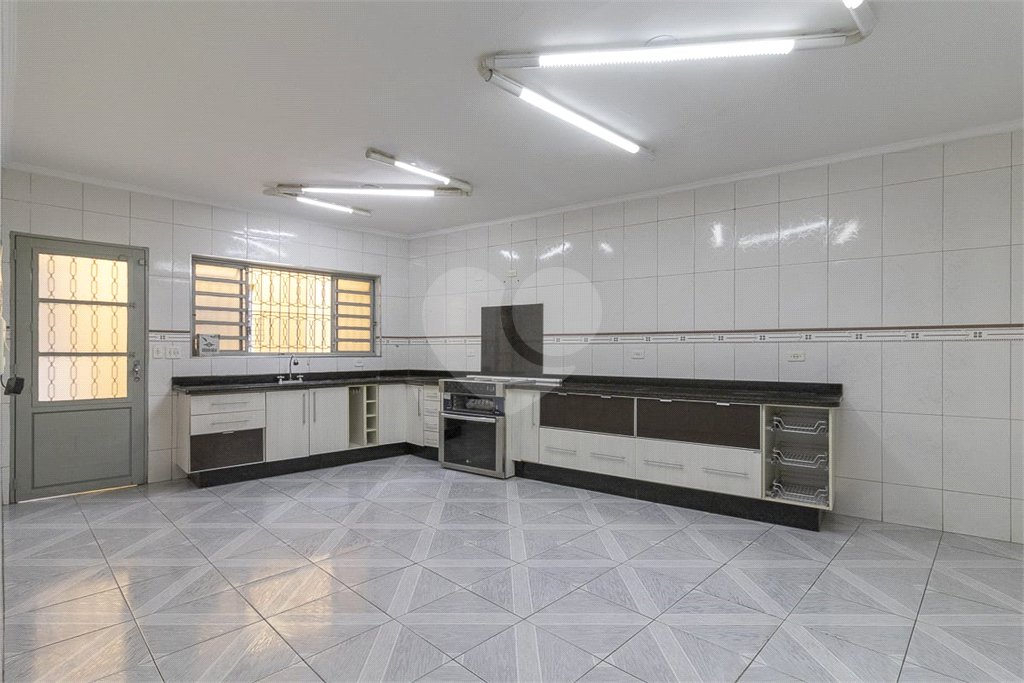 Sobrado à venda com 3 quartos, sendo 1 suíte, em Tremembé, São Paulo, SP