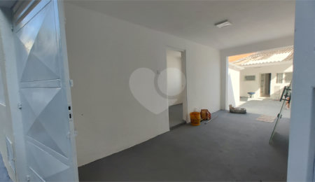 Casa à venda com 2 quartos em Chave, Votorantim, SP