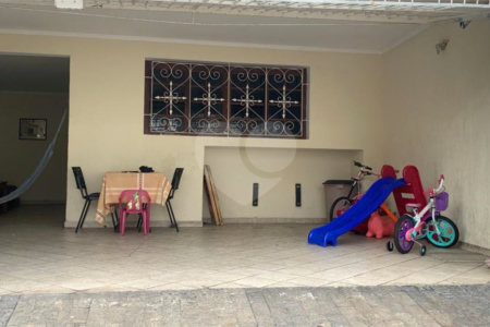 Casa Térrea à venda com 3 quartos em Quarta Parada, São Paulo, SP