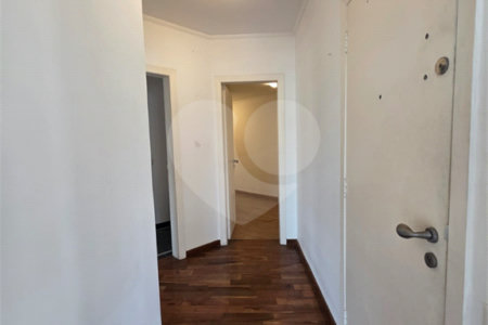 Apartamento à venda com 3 suítes em Vila Uberabinha, São Paulo, SP
