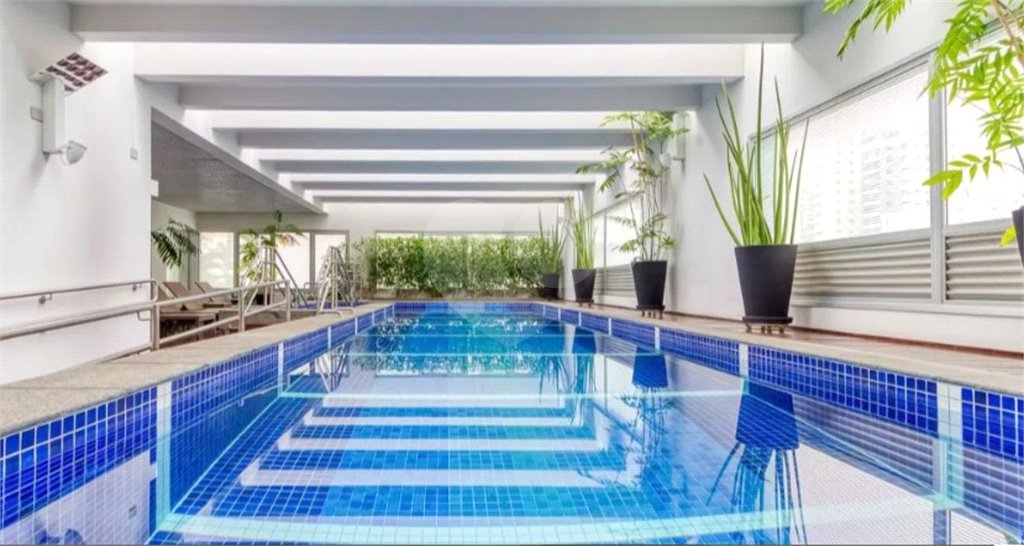 Apartamento à venda com 1 quarto em Indianópolis, São Paulo, SP