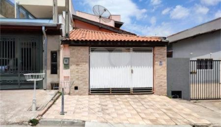 Casa à venda com 3 quartos em Capela, Vinhedo, SP