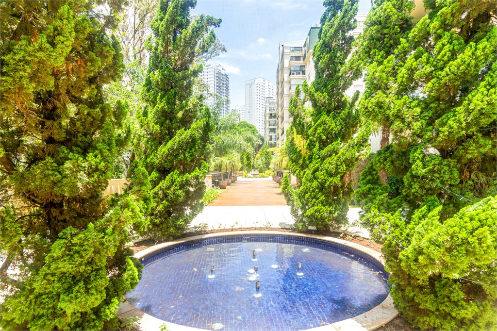 Apartamento à venda com 4 suítes em Santo Amaro, São Paulo, SP