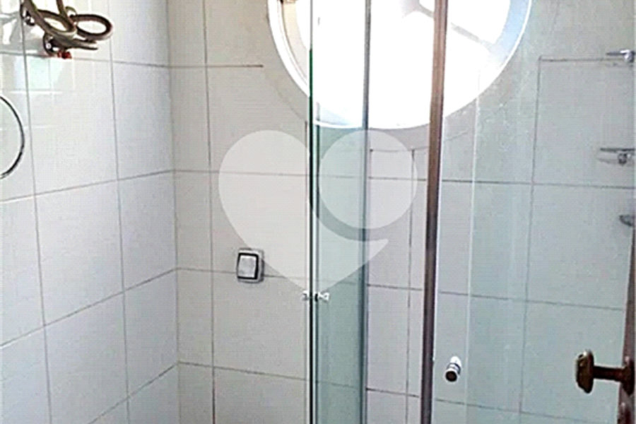 Casa à venda com 4 quartos, sendo 1 suíte,  no condomínio Parque Imperial da Cantareira, Mairiporã - SP