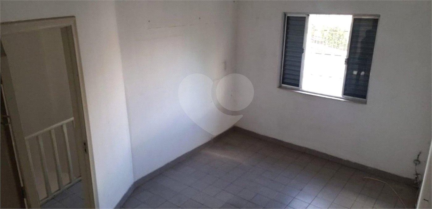 Sobrado à venda com 2 quartos em Santana, São Paulo, SP
