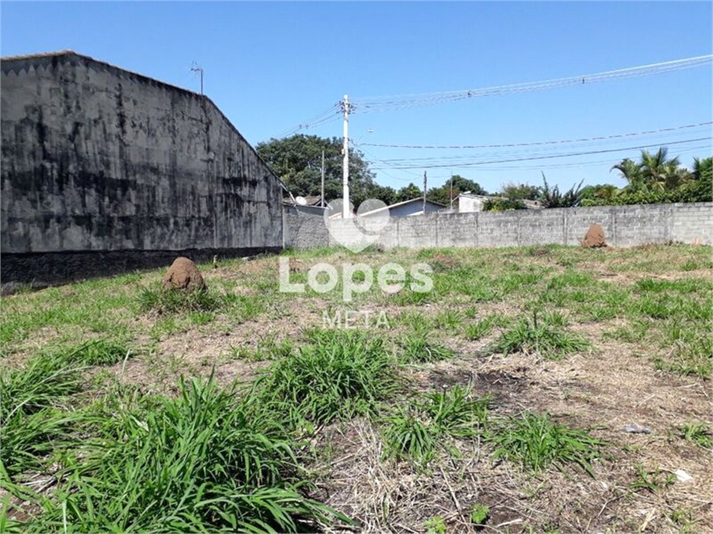 Terreno à venda em Piracangaguá, Taubaté, SP