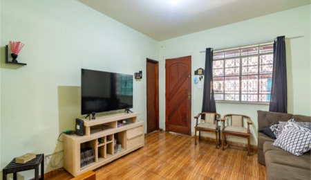 Sobrado à venda com 4 quartos, sendo 1 suíte, em Jardim das Acácias, São Paulo, SP