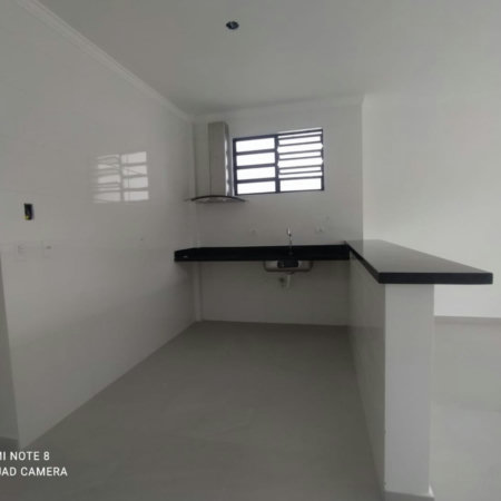 Casa com 2 dormitórios à venda, 75 m² por R$ 700.000,00 - Marapé - Santos/SP