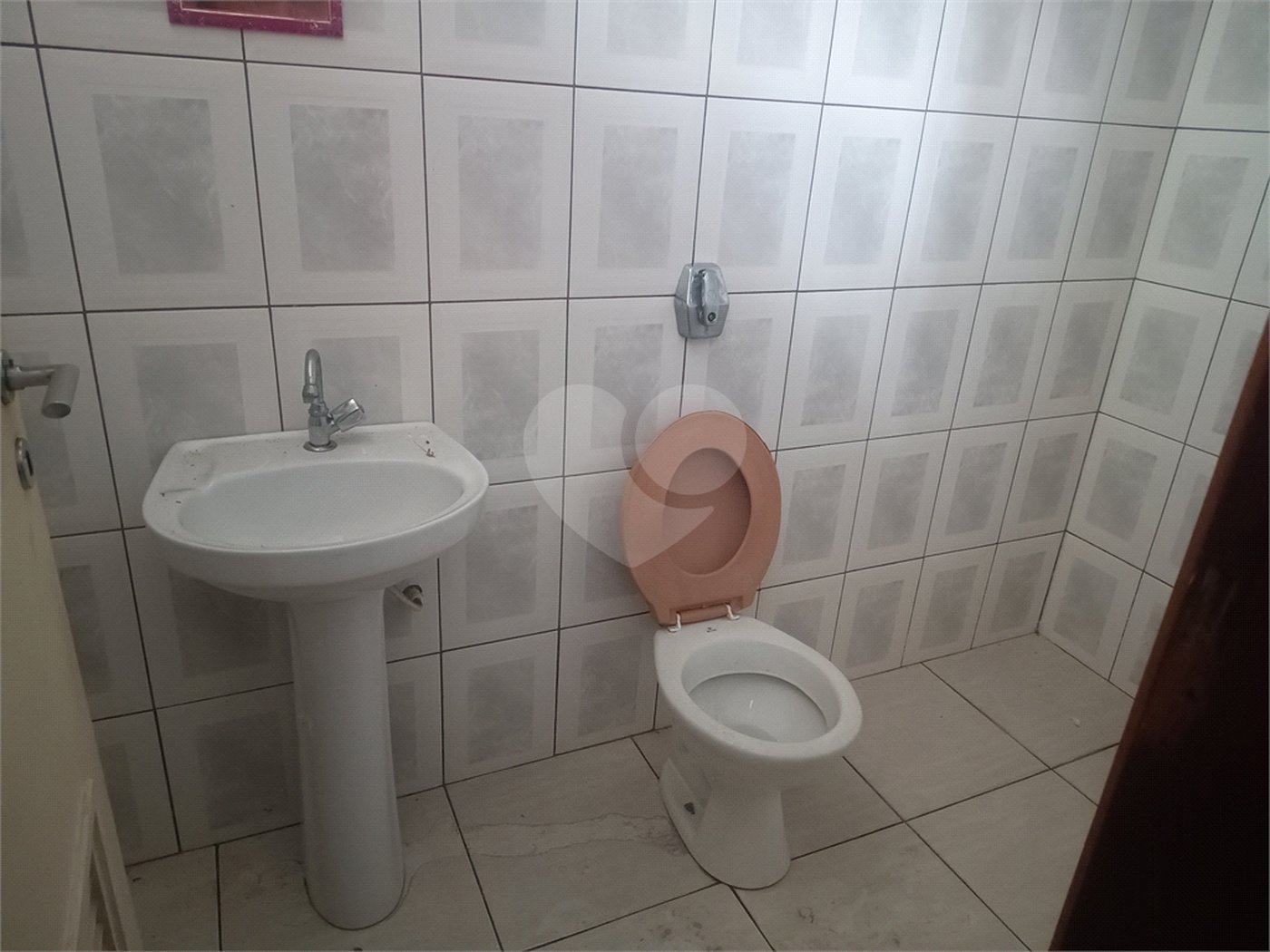 Casa Térrea à venda com 3 quartos, sendo 1 suíte,  em Campininha, São Paulo, SP