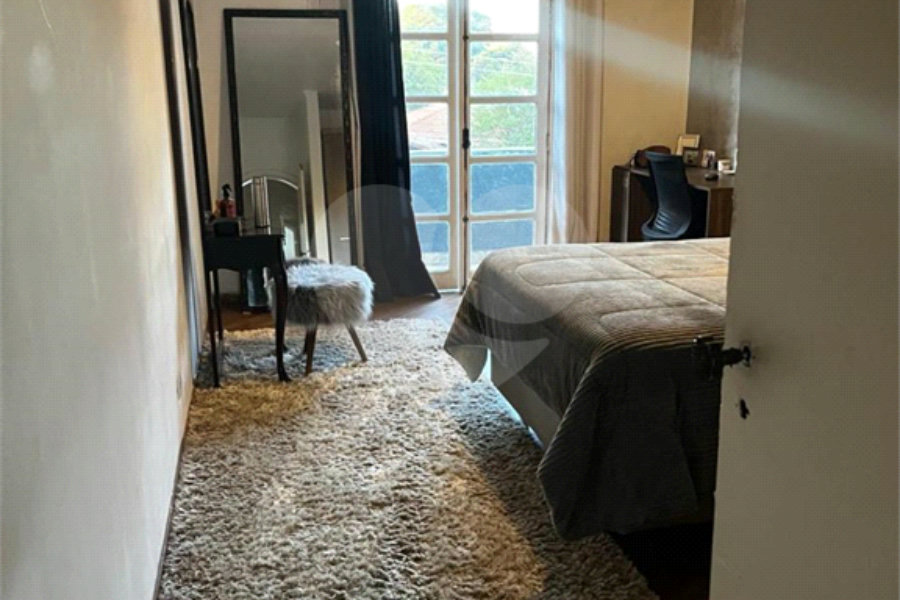 Sobrado à venda com 4 quartos, sendo 2 suítes, em Tremembé, São Paulo, SP